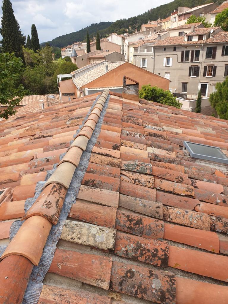 En choisissant notre société de couvreur à Bernes-sur-Oise, vous bénéficiez de nombreux avantages, notamment