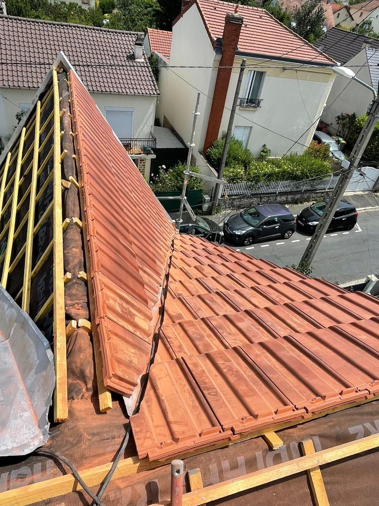 Couvreur Grisy-les-Plâtres- Spécialiste Couverture et Toiture